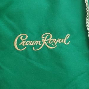 Meet your Posher, Ebony